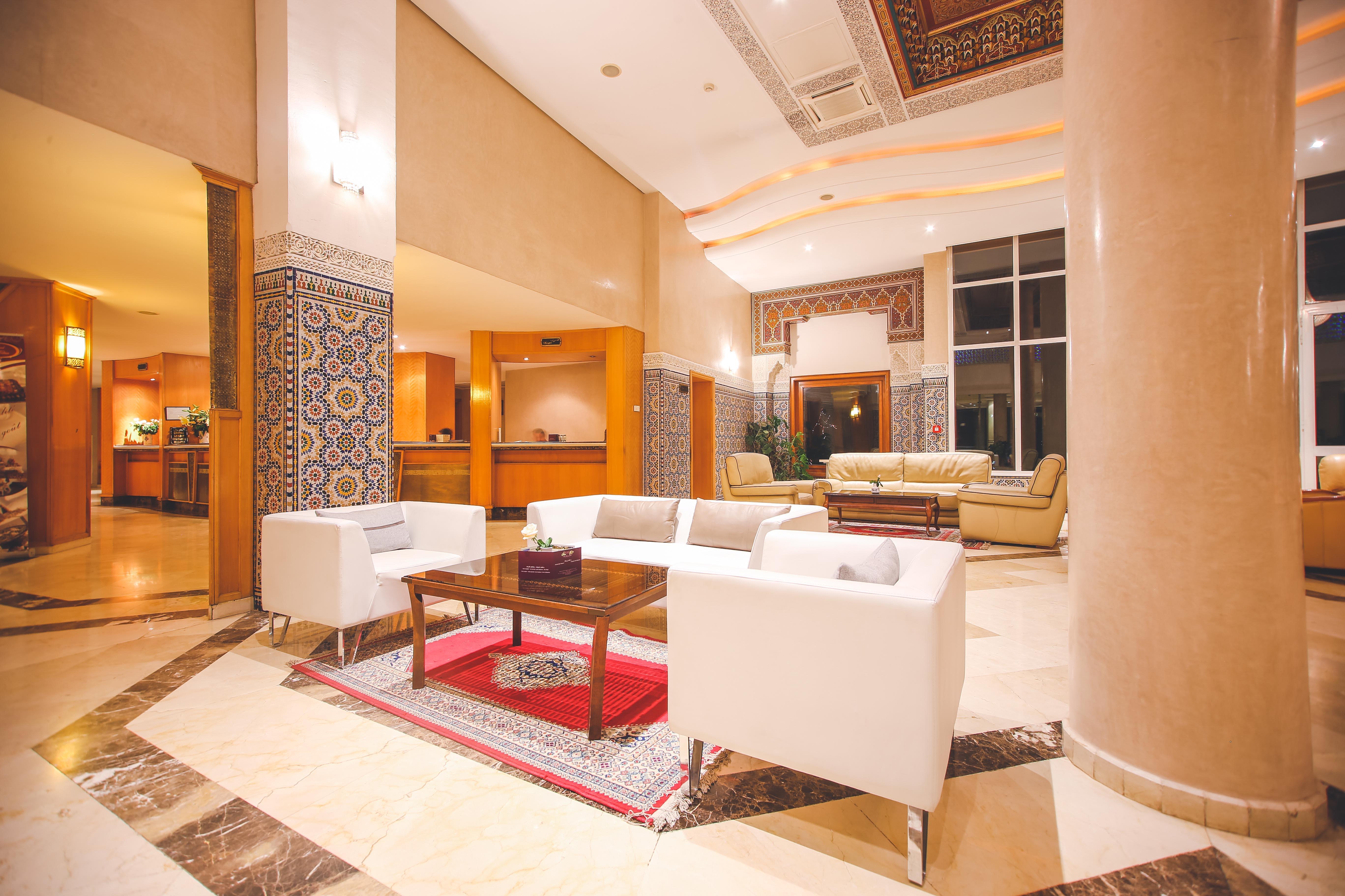 เมนเซห์ ดาเลีย Hotel แมกเนส ภายนอก รูปภาพ
