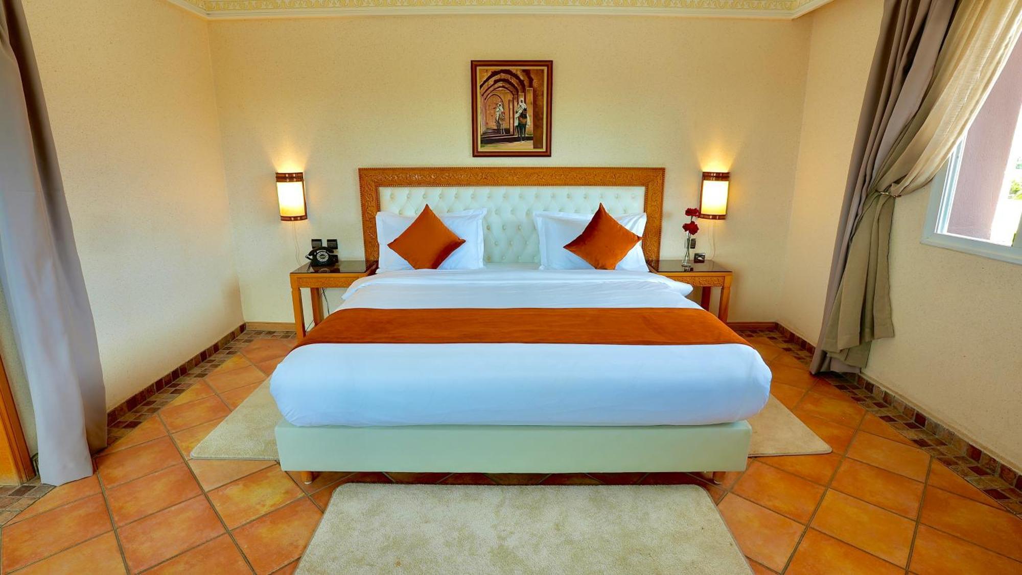 เมนเซห์ ดาเลีย Hotel แมกเนส ภายนอก รูปภาพ