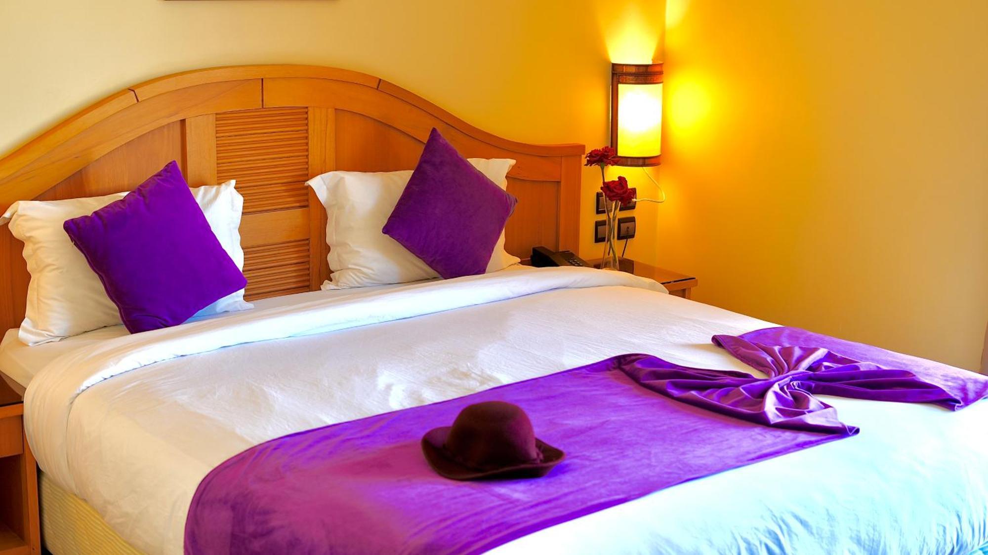 เมนเซห์ ดาเลีย Hotel แมกเนส ภายนอก รูปภาพ