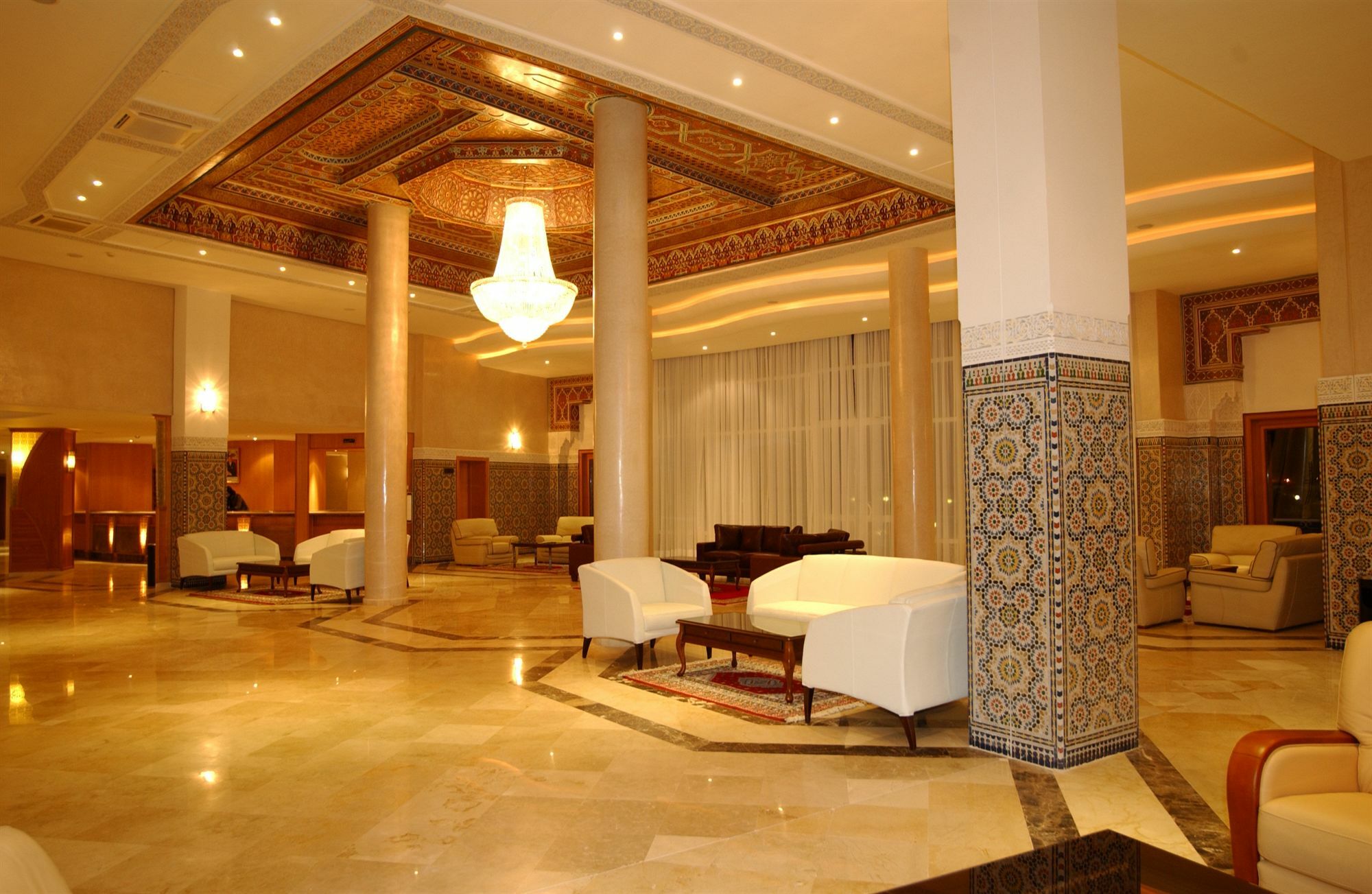 เมนเซห์ ดาเลีย Hotel แมกเนส ภายนอก รูปภาพ